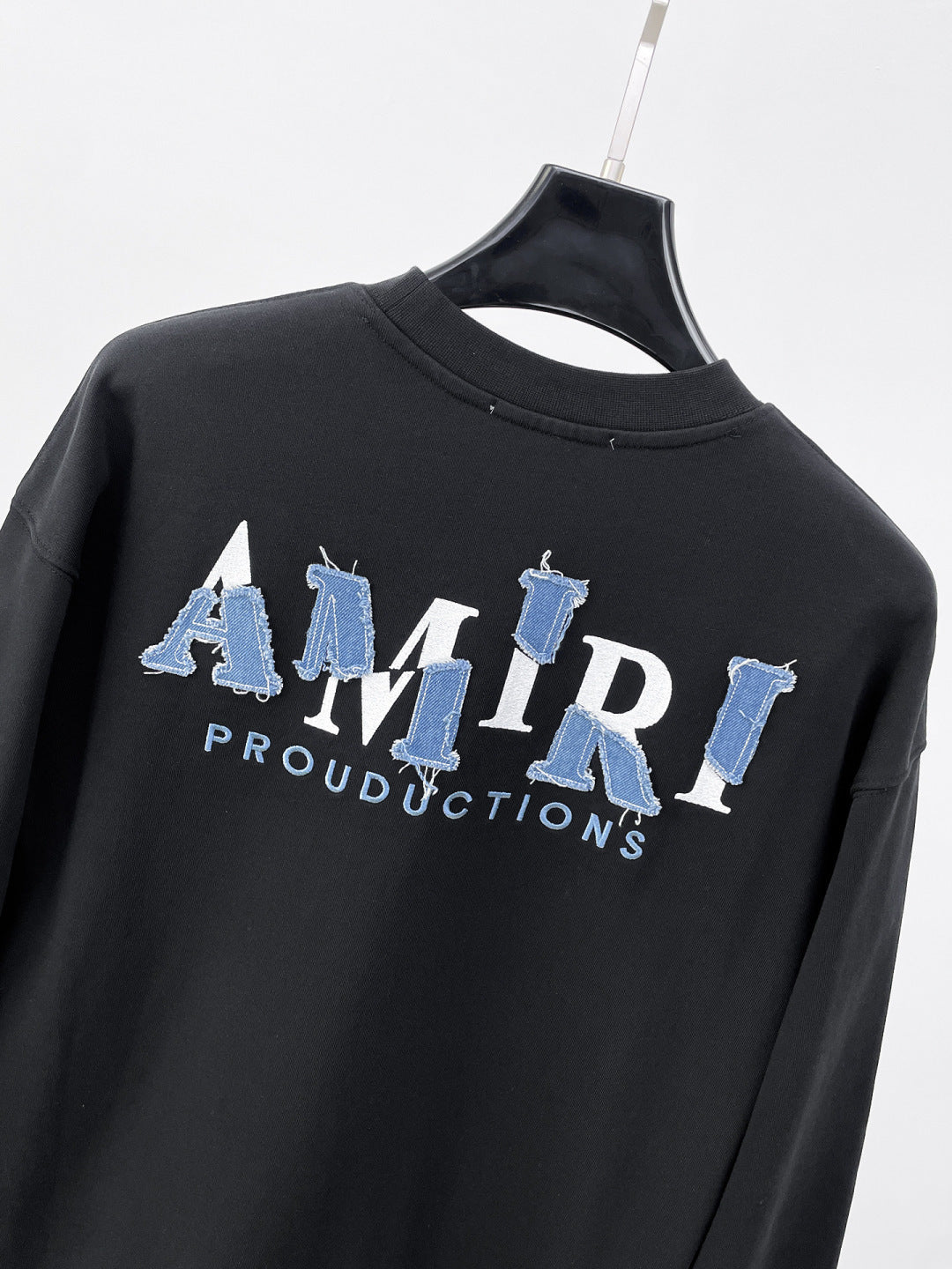 Classic Sweatshirt - 02