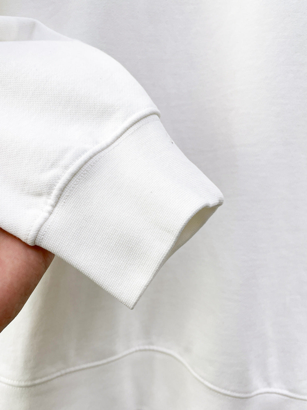 Classic Sweatshirt - 02