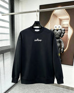 Classic Sweatshirt - 04