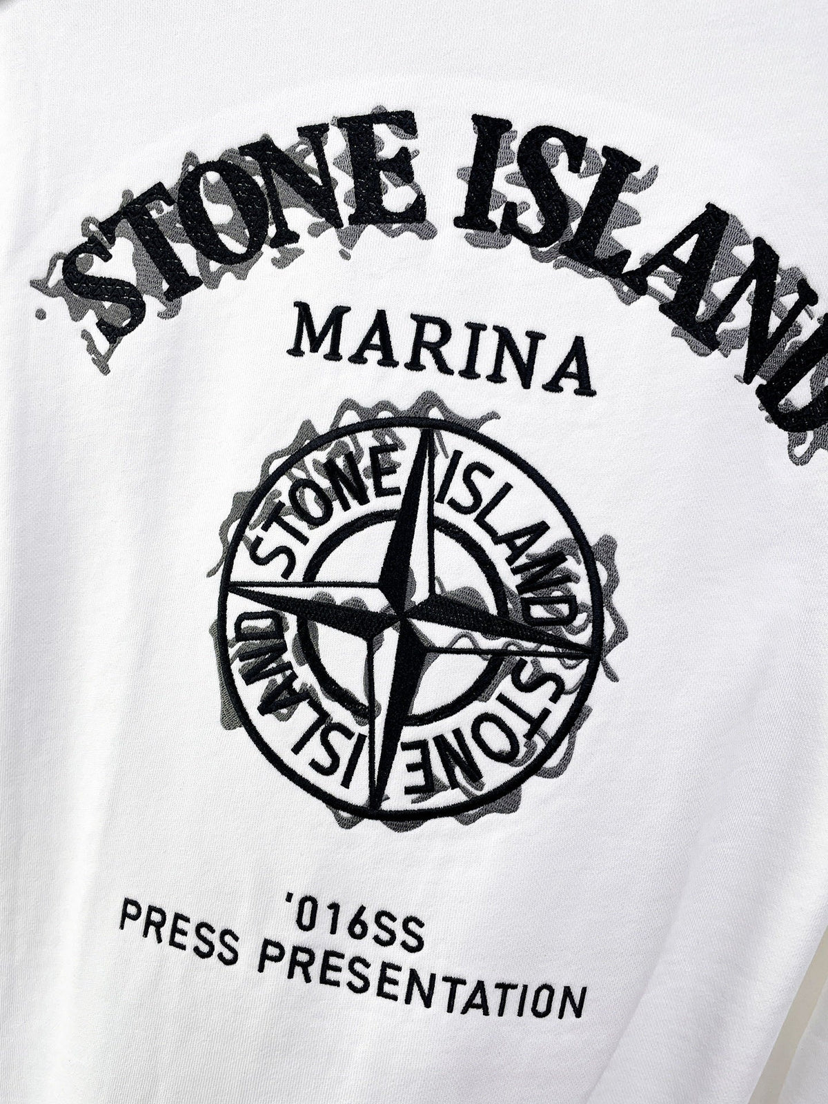 Classic Sweatshirt - 04