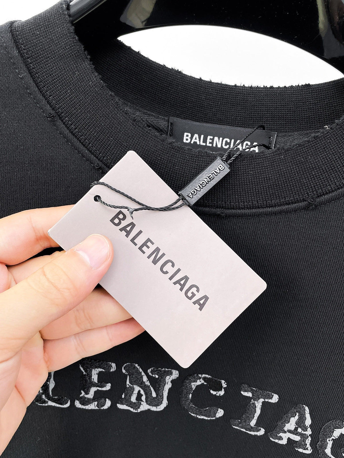 Classic Sweatshirt - 05