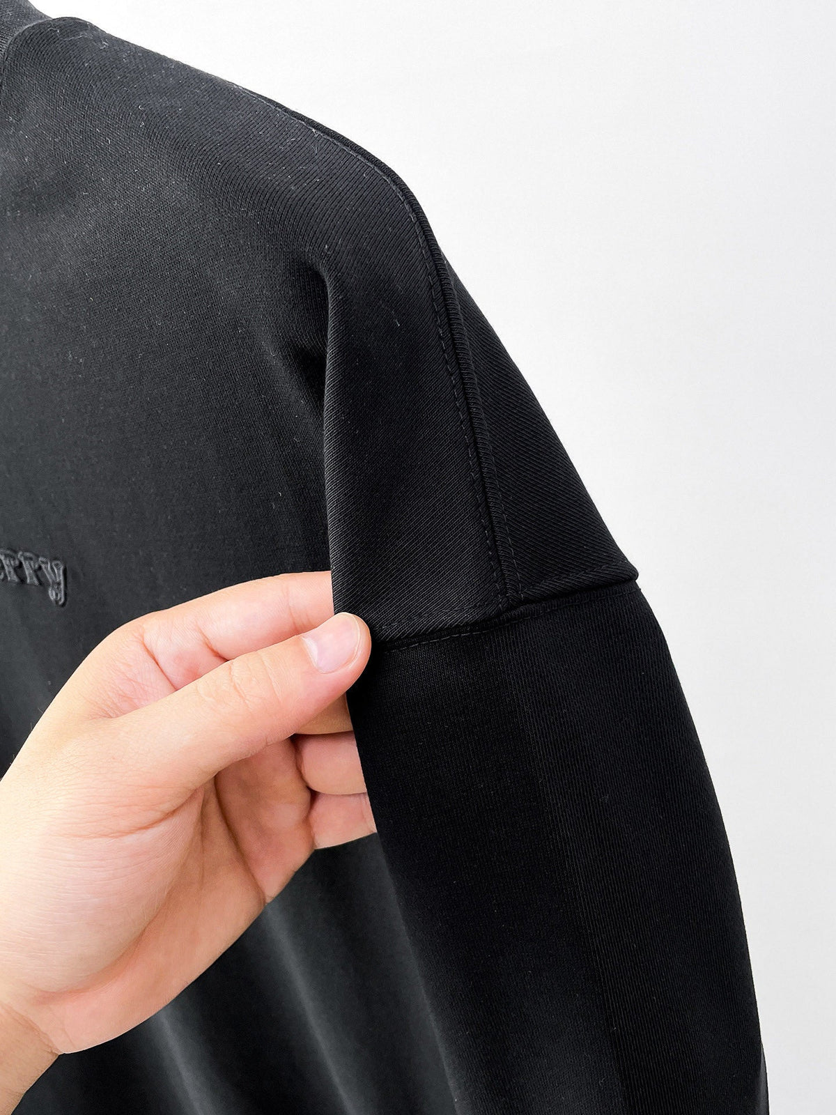 Classic Sweatshirt - 08