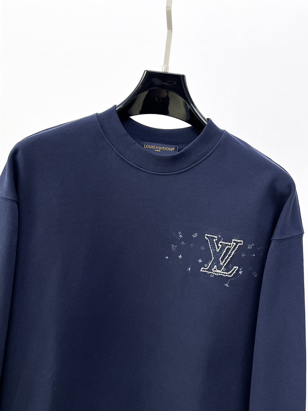 Classic Sweatshirt - 09
