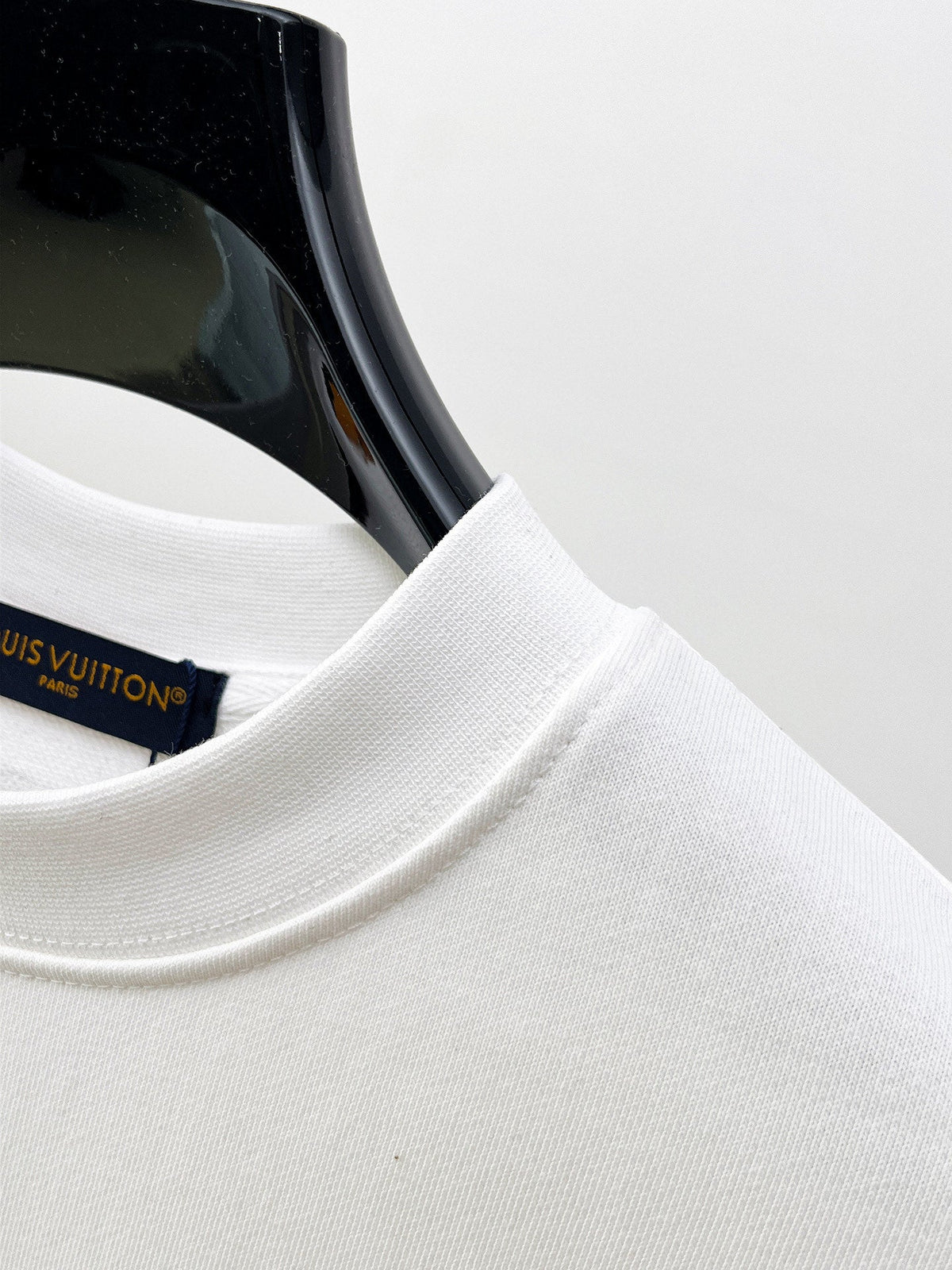 Classic Sweatshirt - 09