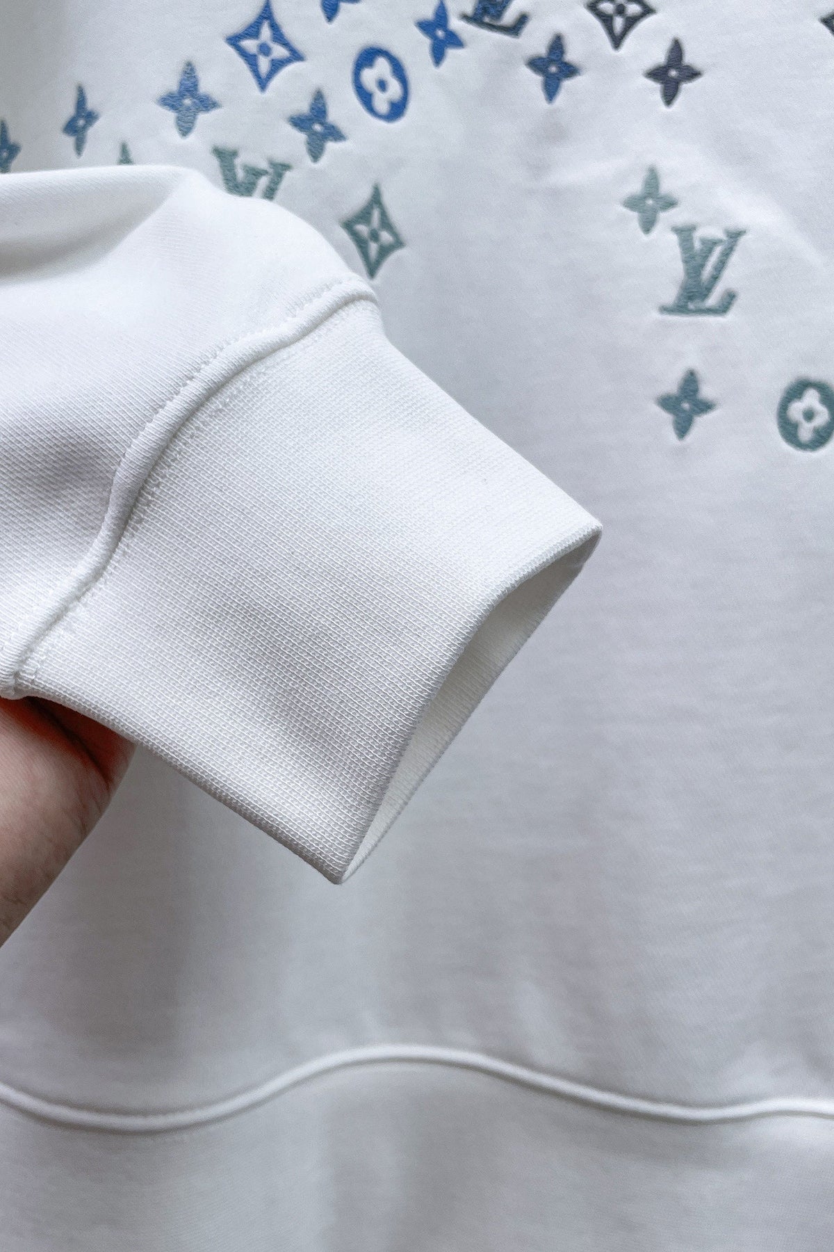 Classic Sweatshirt - 23