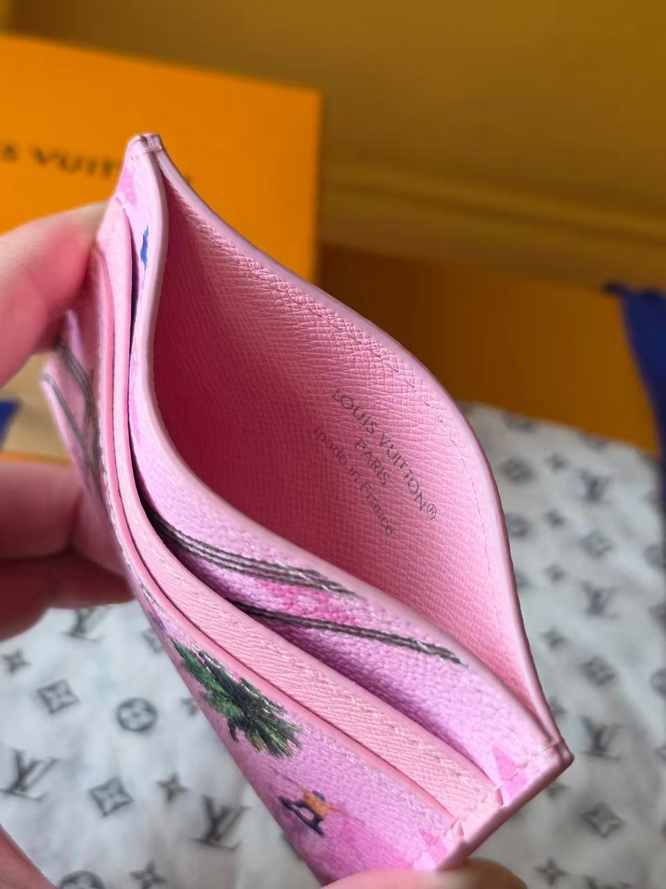 Classic Women's Wallet-082704