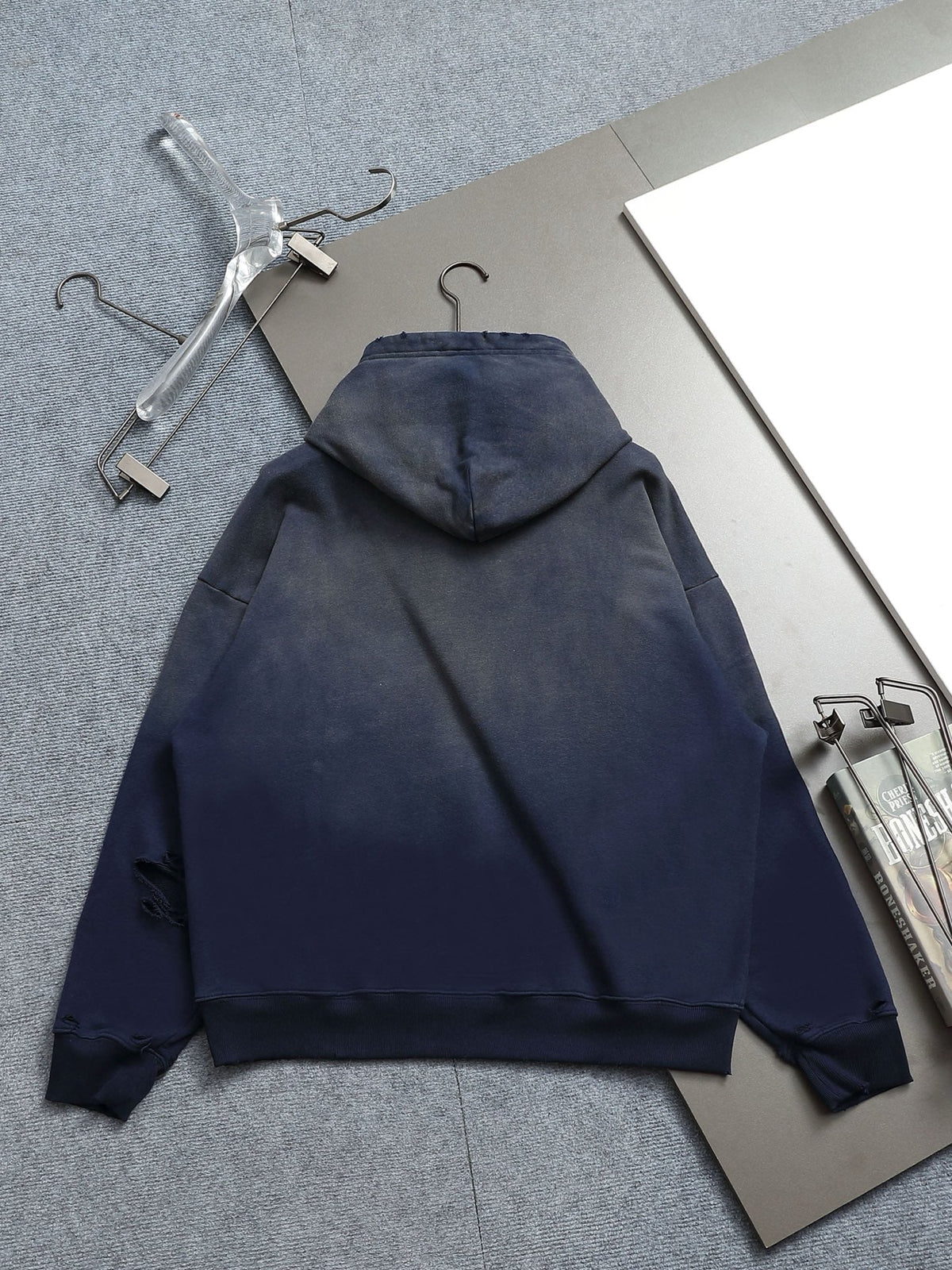 Classic Fit Hoodie-1002