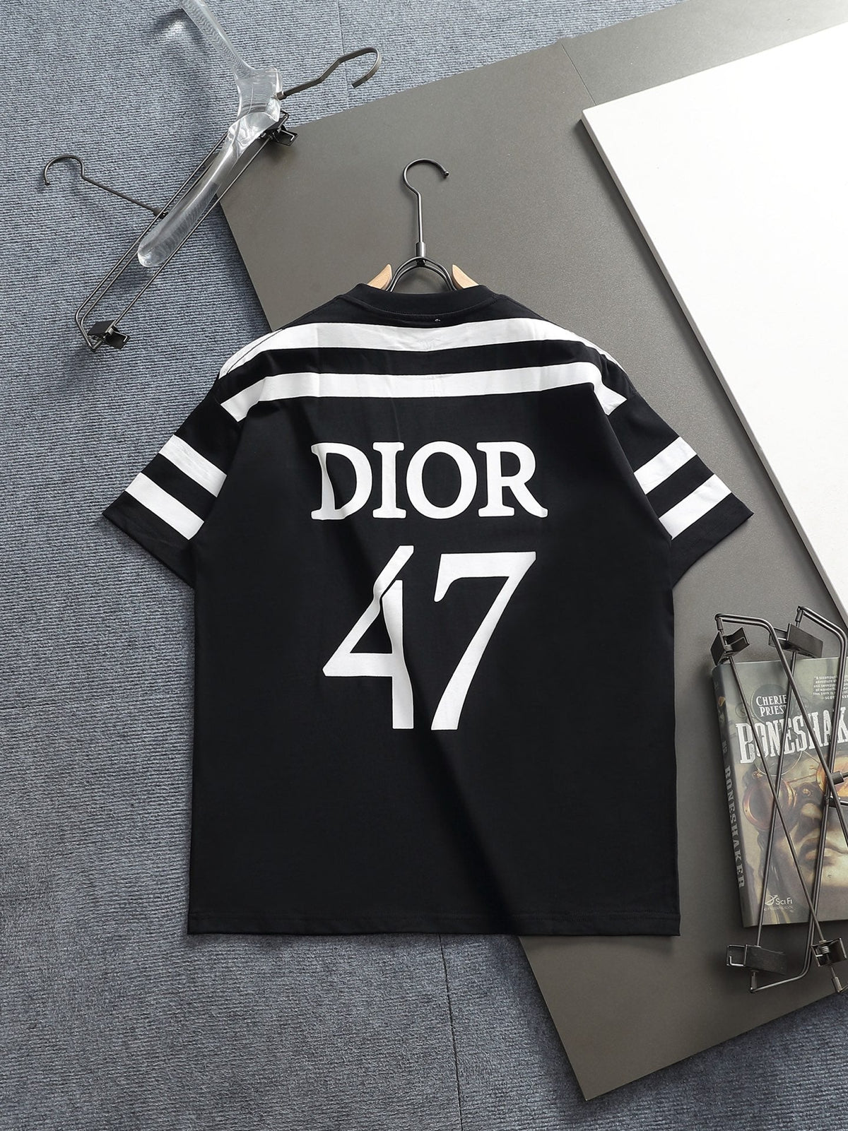 Classic T-shirt-175