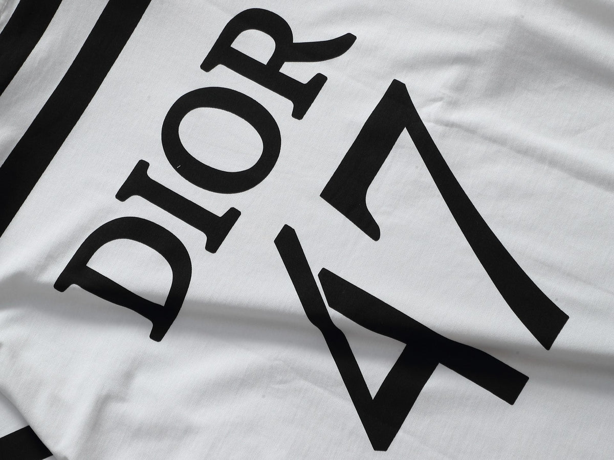 Classic T-shirt-175