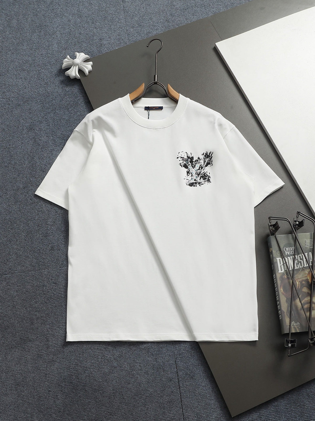 Classic T-shirt-224