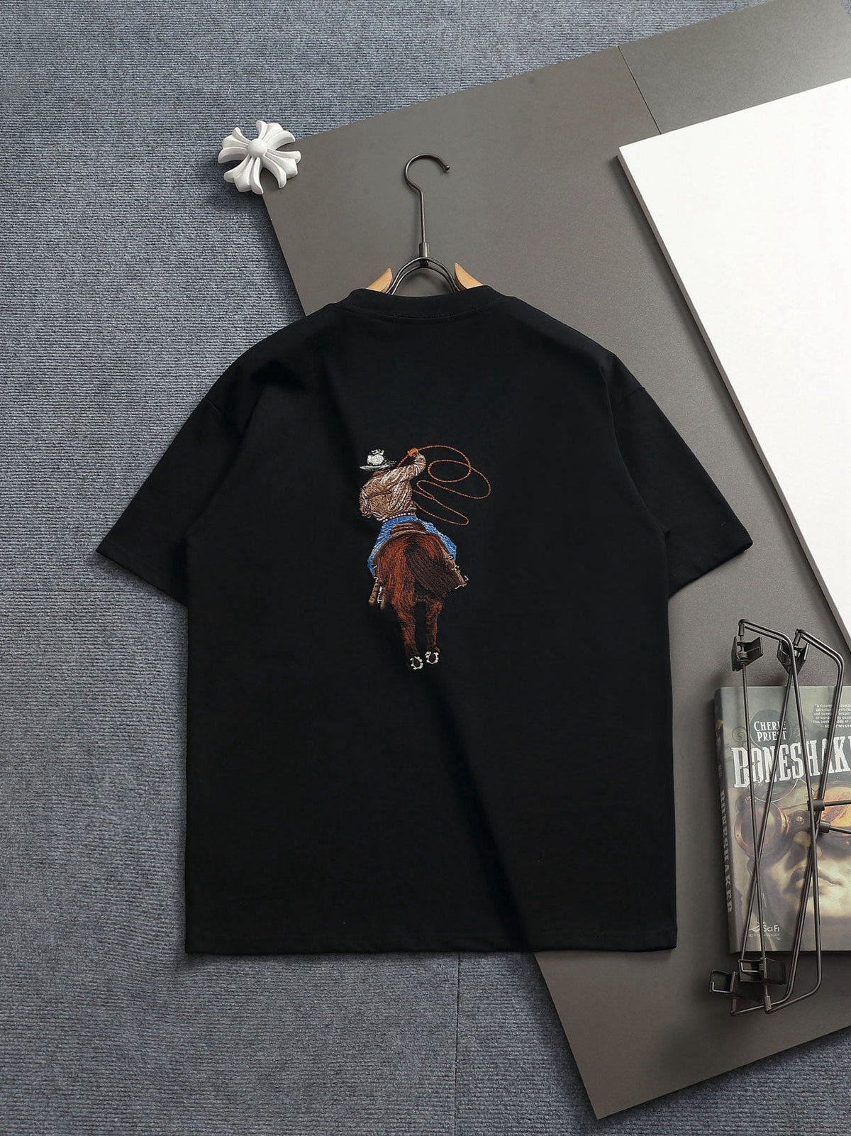 Classic T-shirt-390