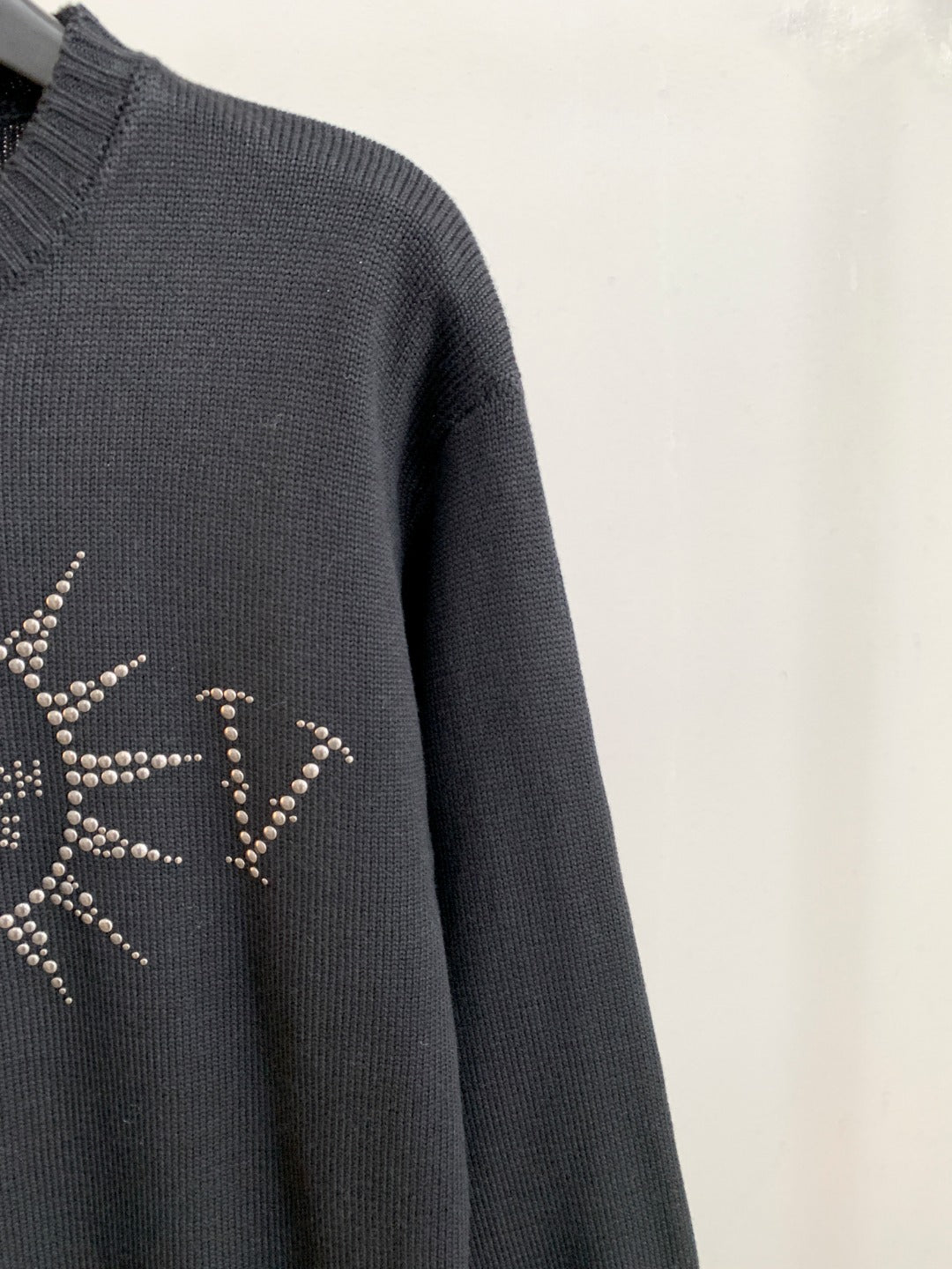 Classic Fashion Sweater-1171
