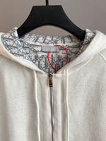 Classic Fit Hoodie-1100