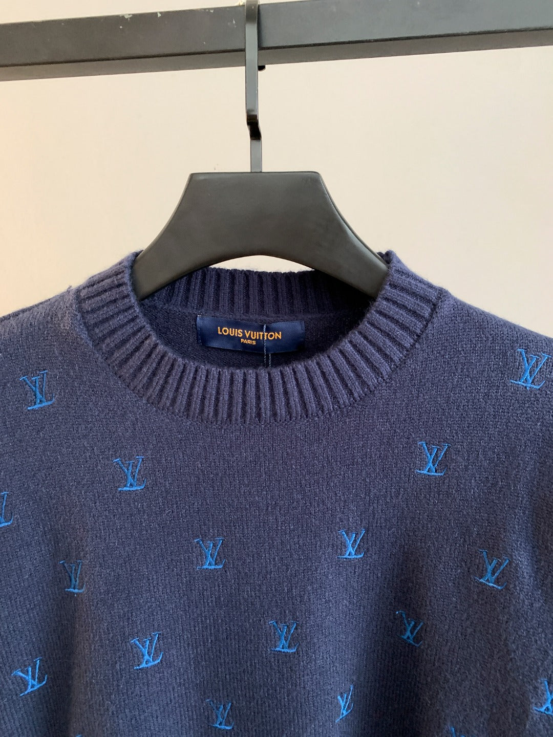 Classic Fashion Sweater-1137