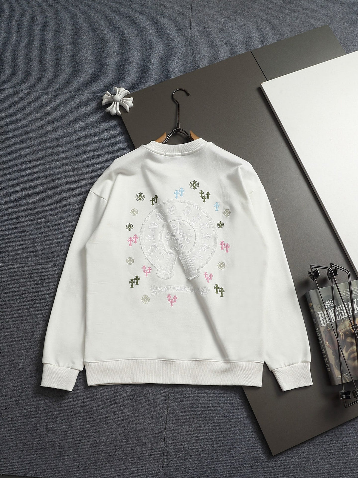 Classic Fashion Sweater-1175