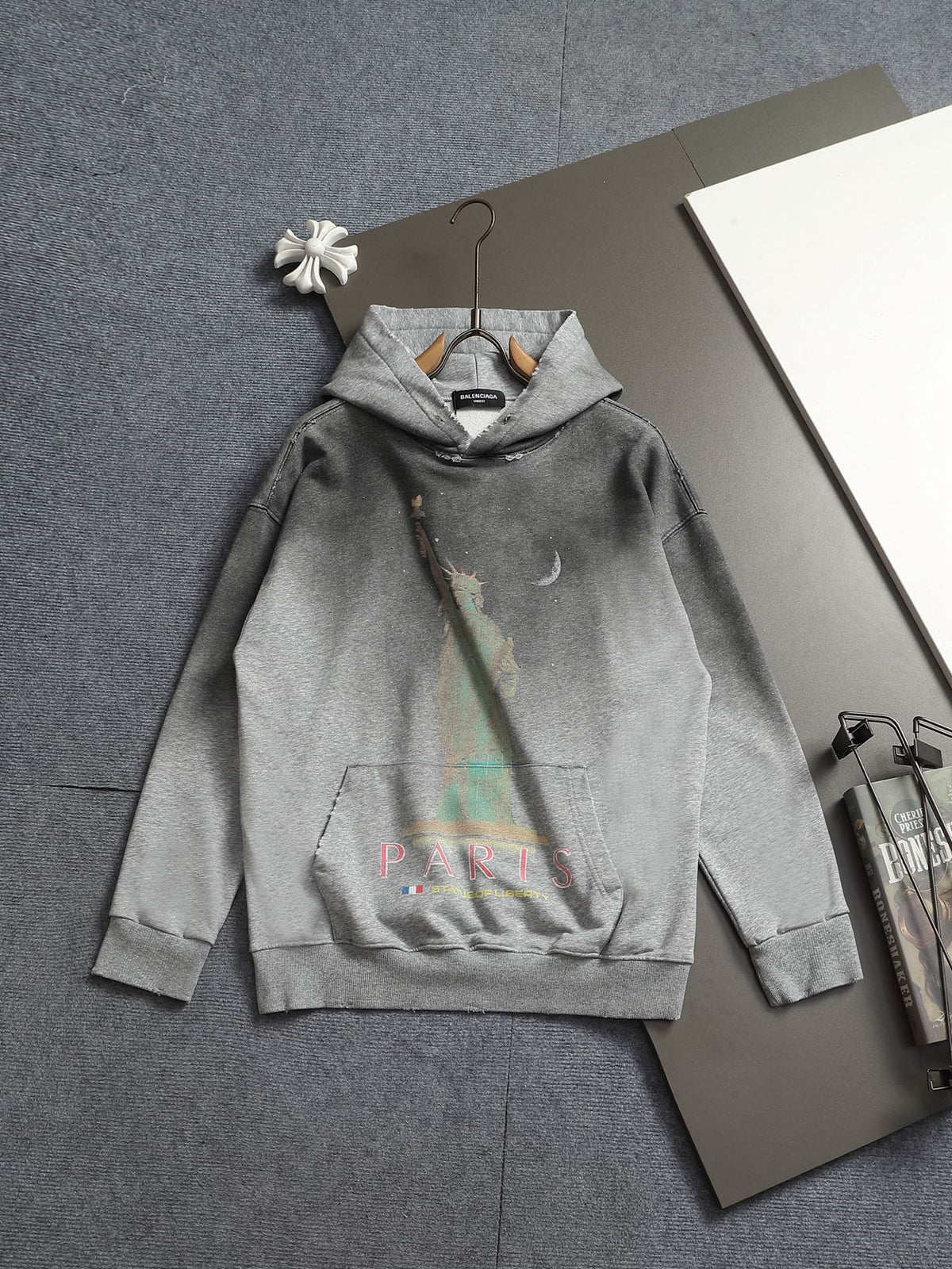 Classic Fit Hoodie-1113