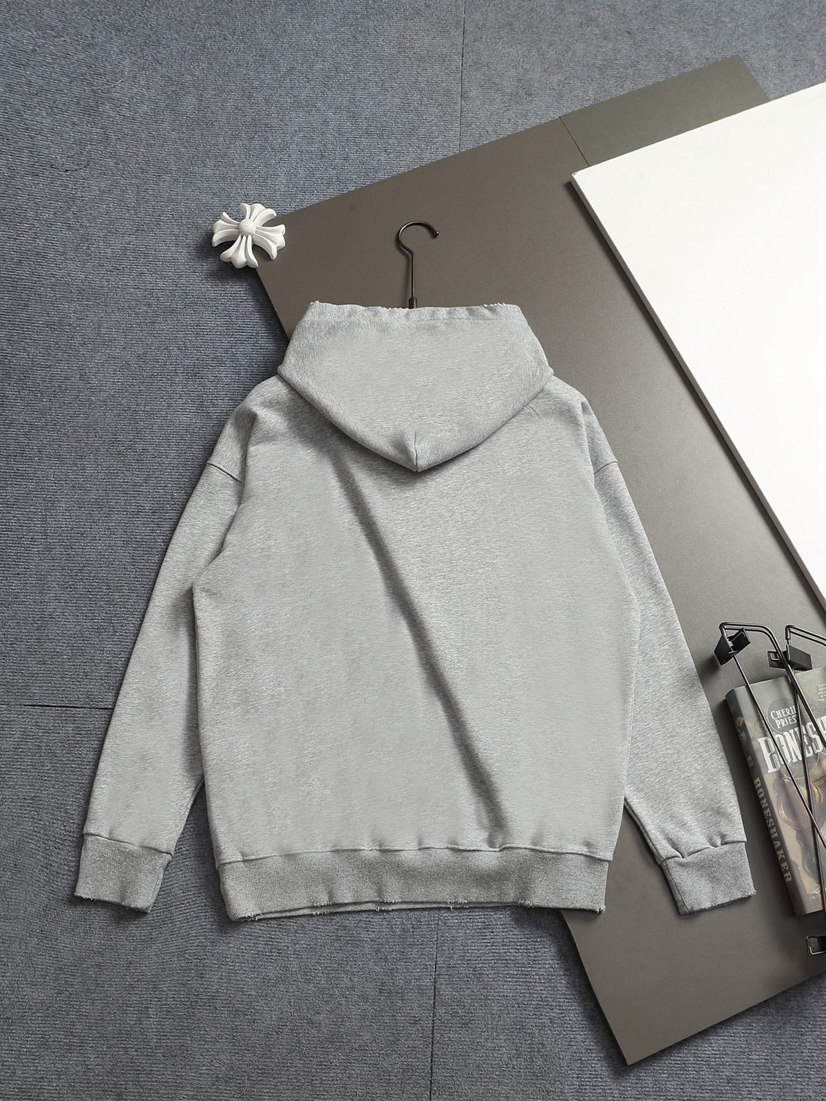 Classic Fit Hoodie-1115