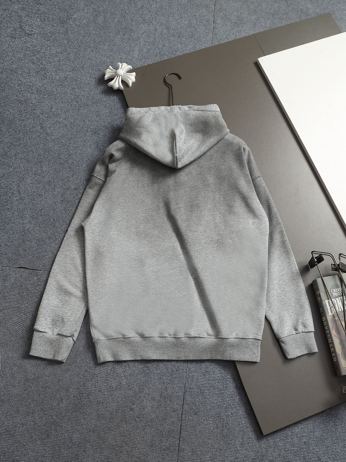 Classic Fit Hoodie-1119
