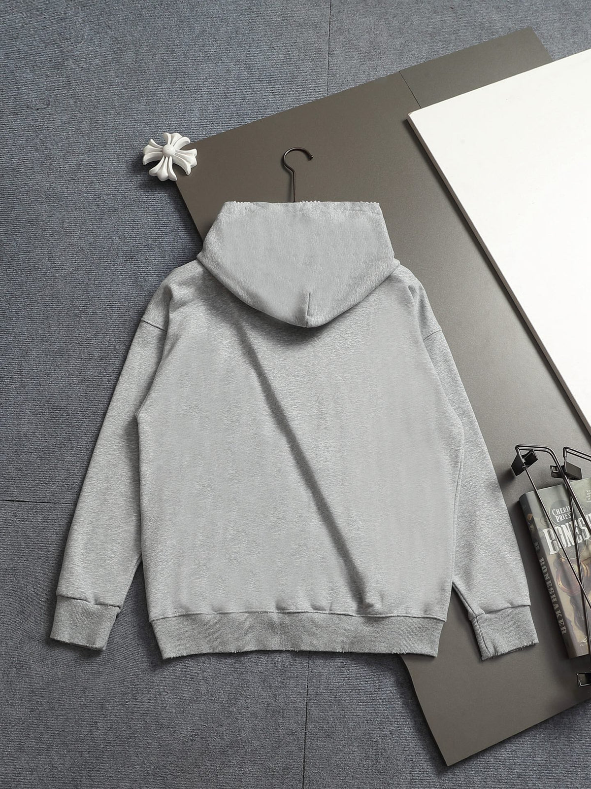 Classic Fit Hoodie-1125