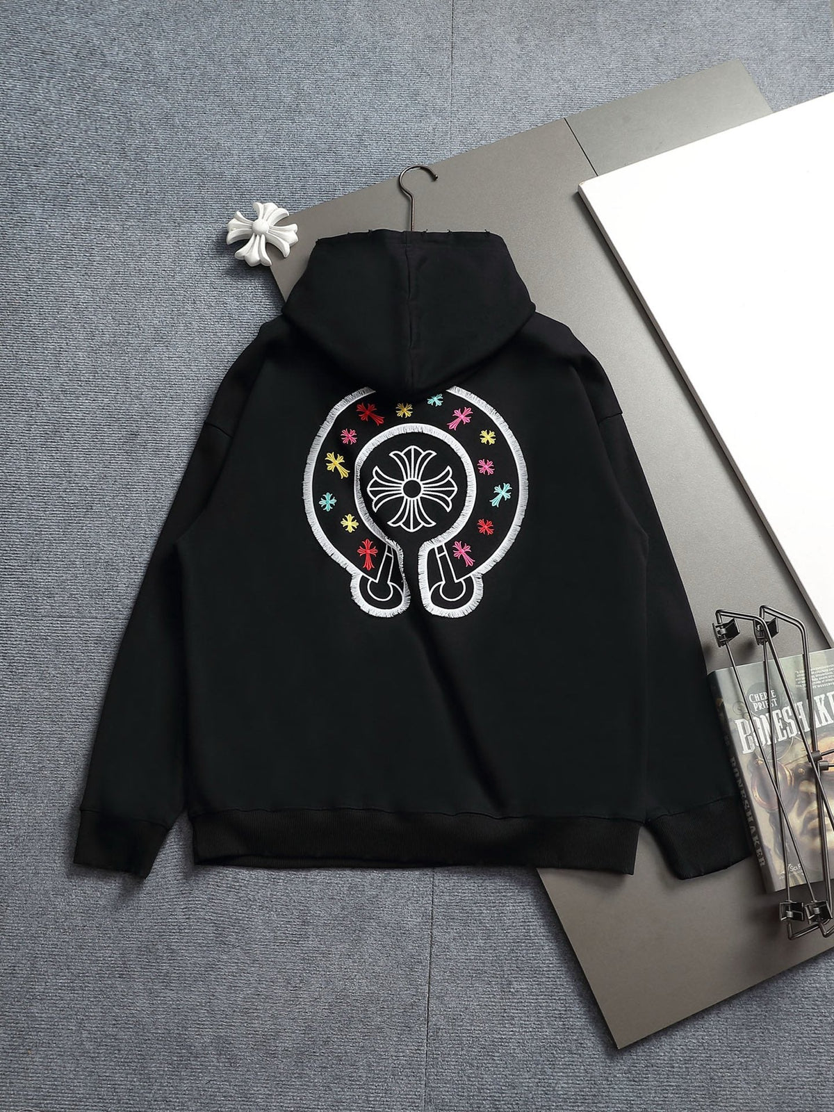 Classic Fit Hoodie-1129