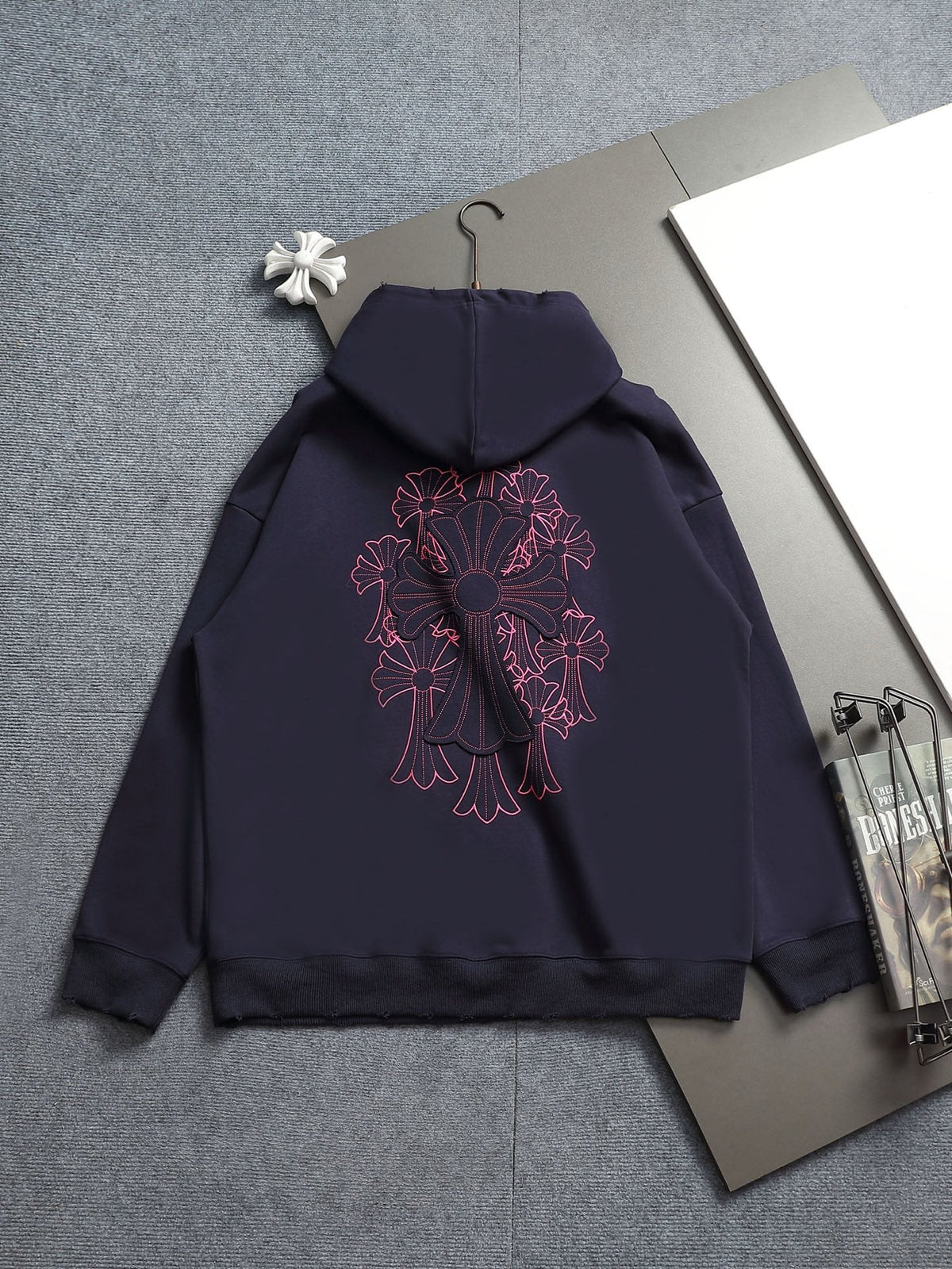 Classic Fit Hoodie-1131