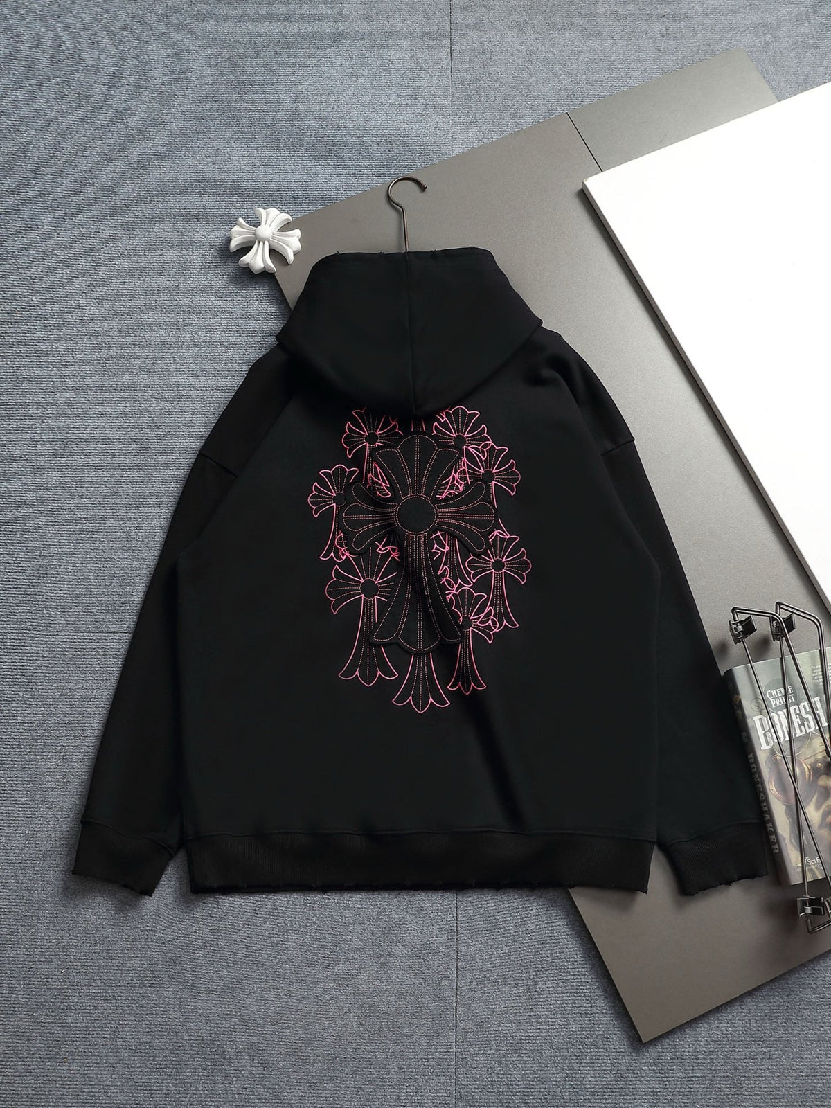 Classic Fit Hoodie-1131