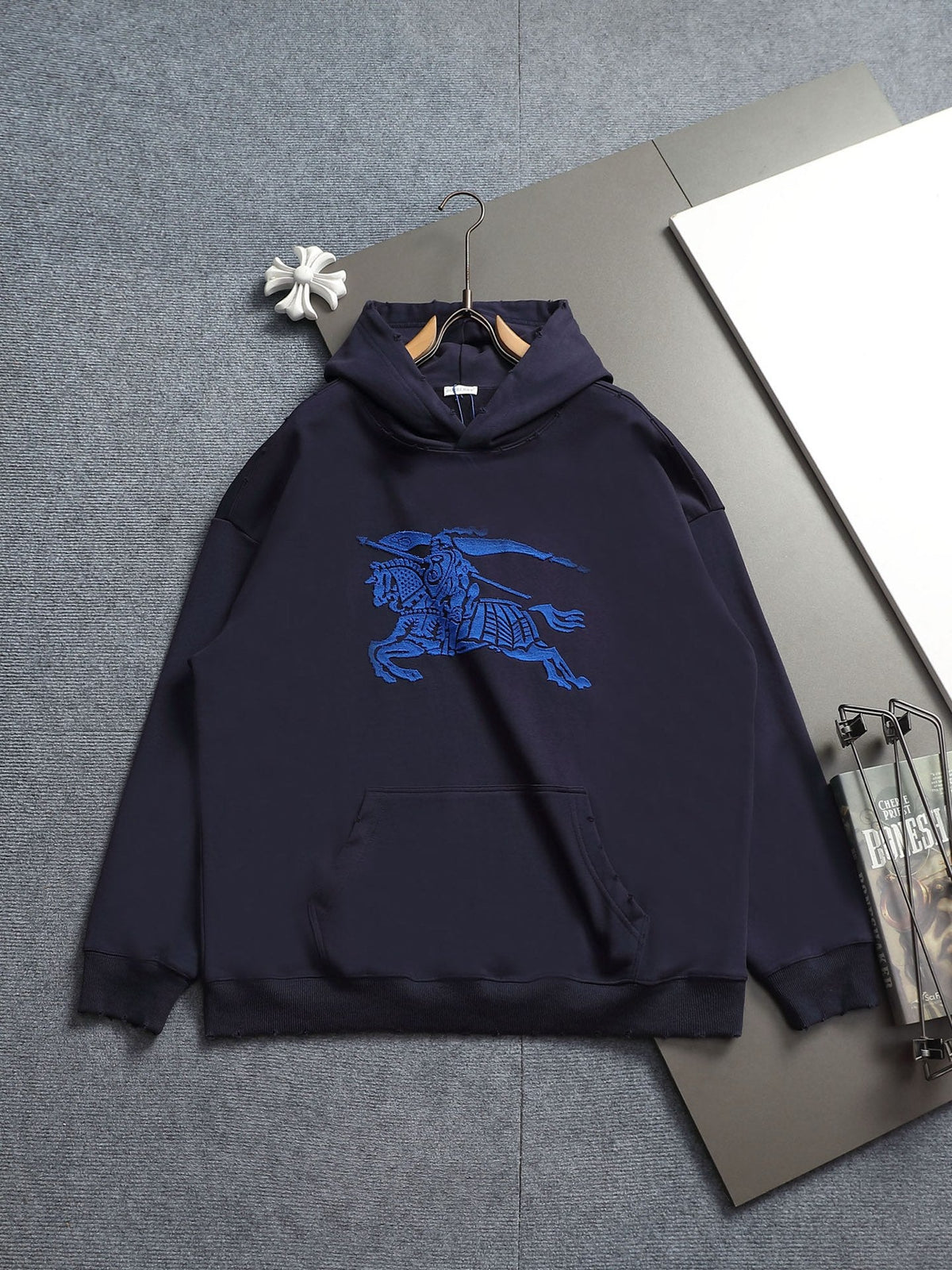 Classic Fit Hoodie-1133