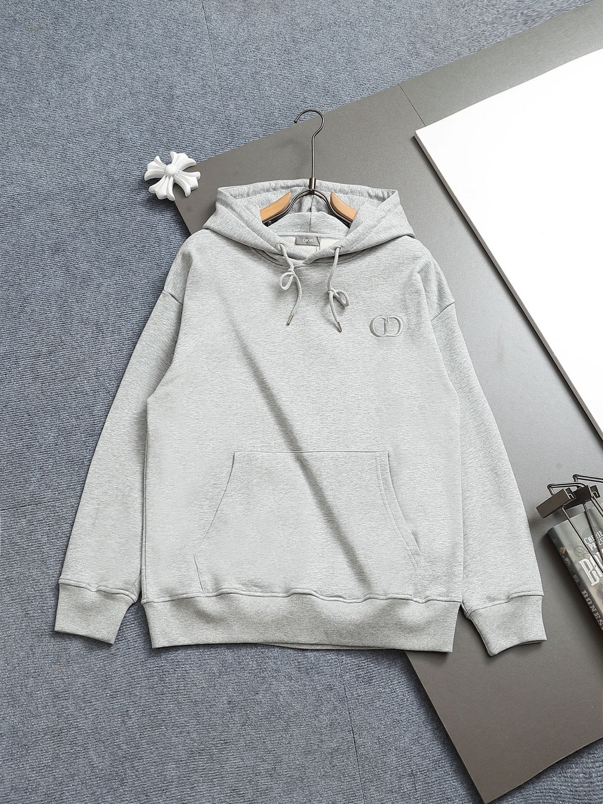 Classic Fit Hoodie-1141