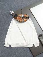 Classic Fit Hoodie-1142