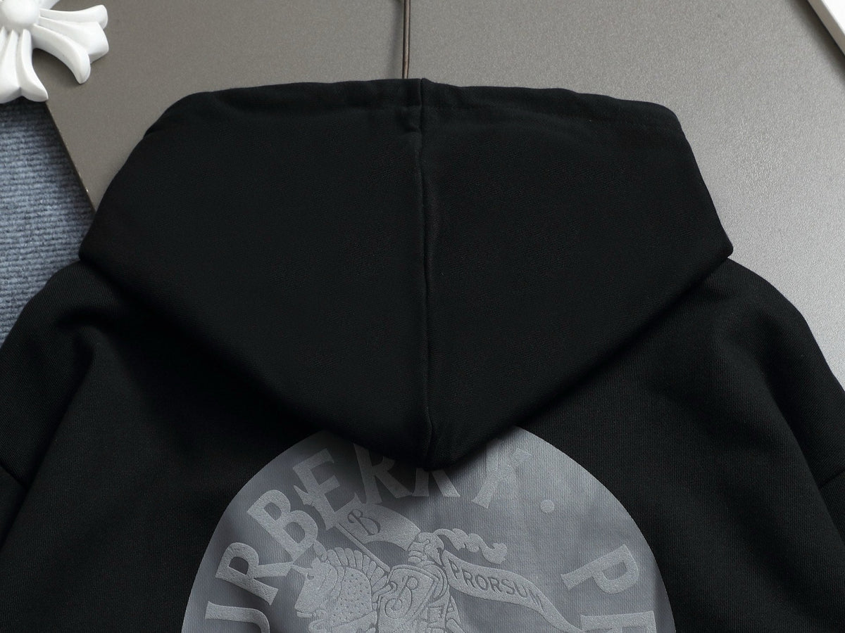 Classic Fit Hoodie-1147