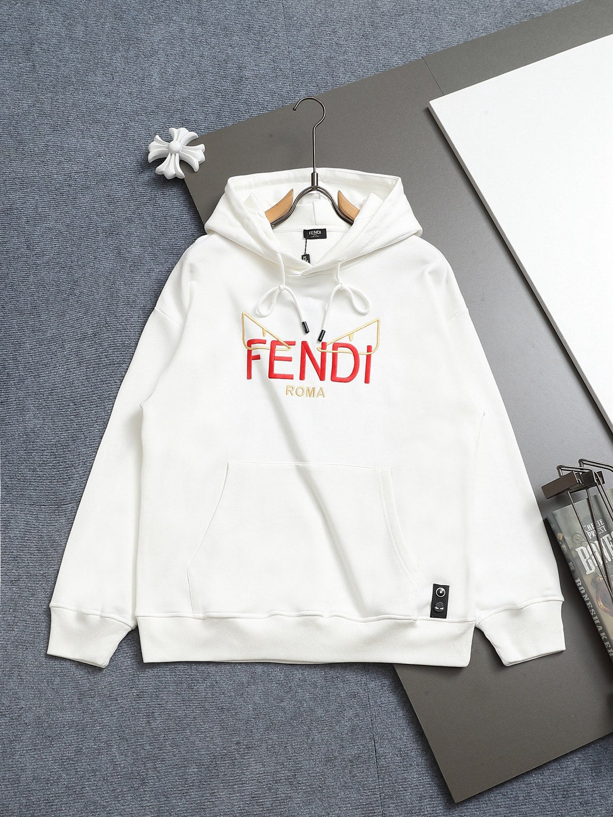 Classic Fit Hoodie-1149