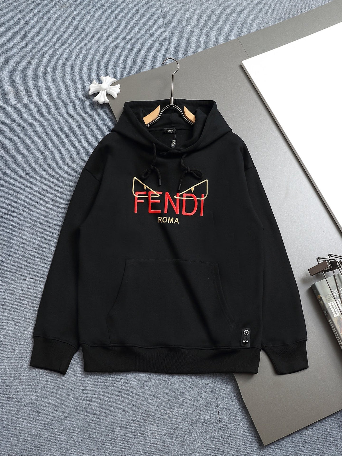 Classic Fit Hoodie-1149