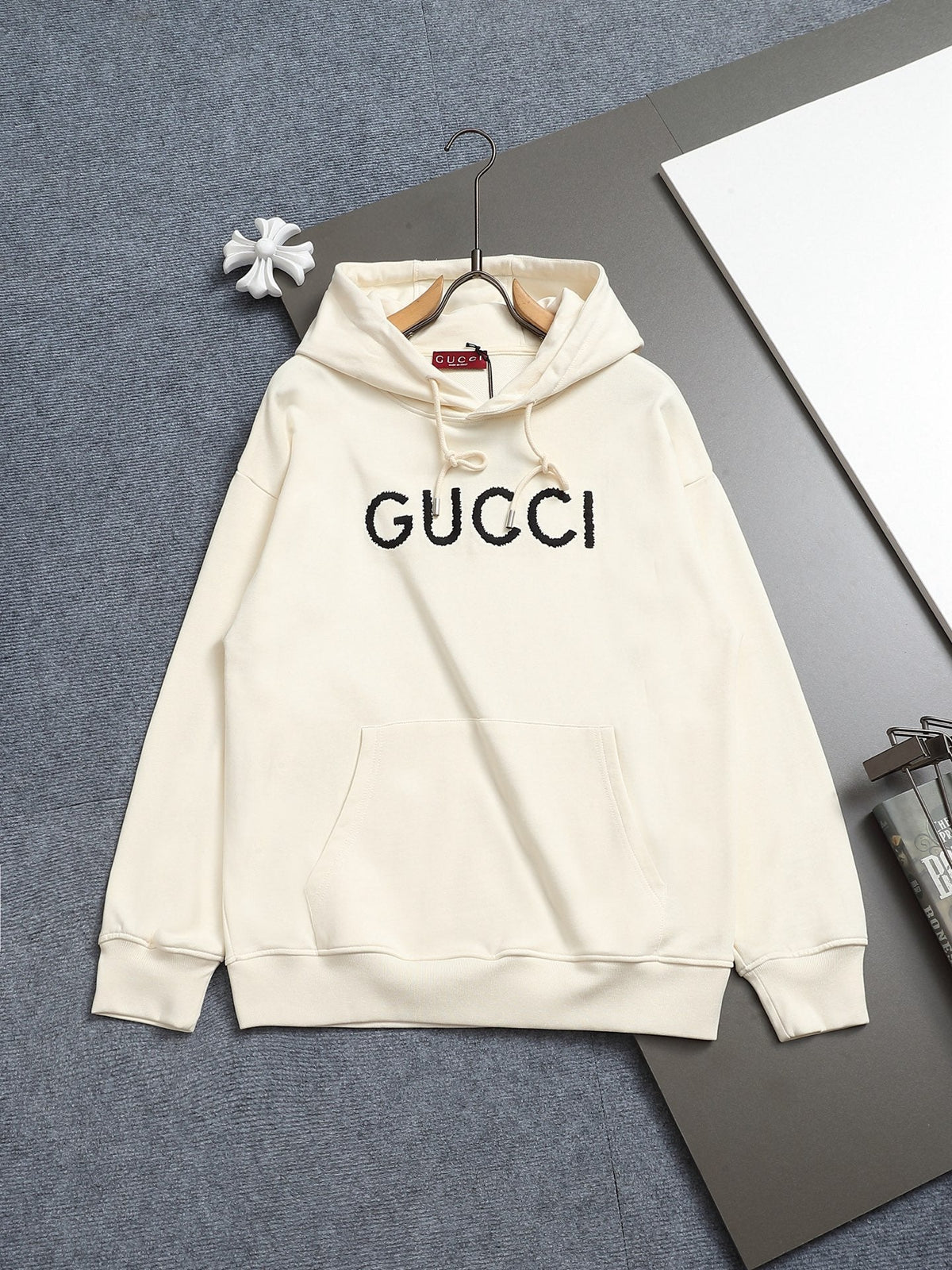 Classic Fit Hoodie-1150