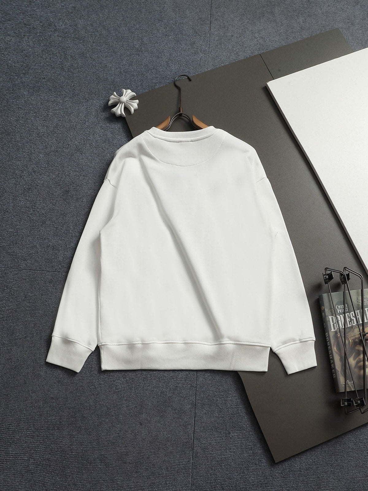Classic Fashion Sweater-1459