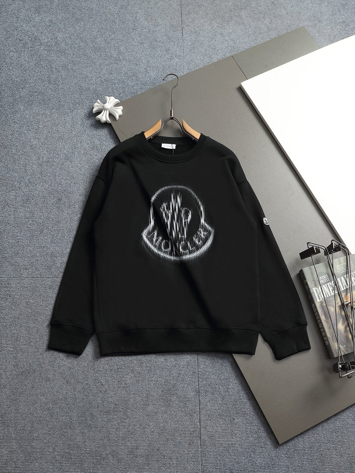 Classic Fashion Sweater-1497