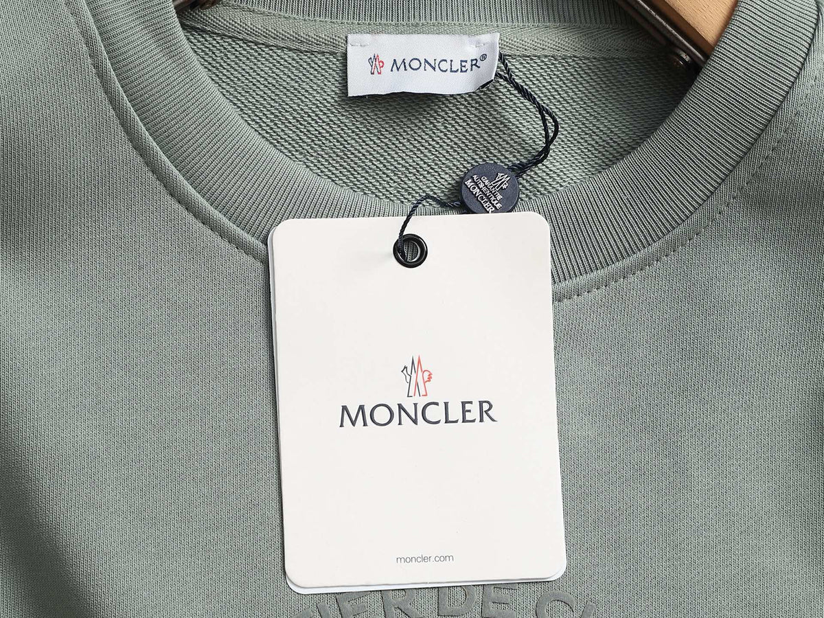Classic Fashion Sweater-1496