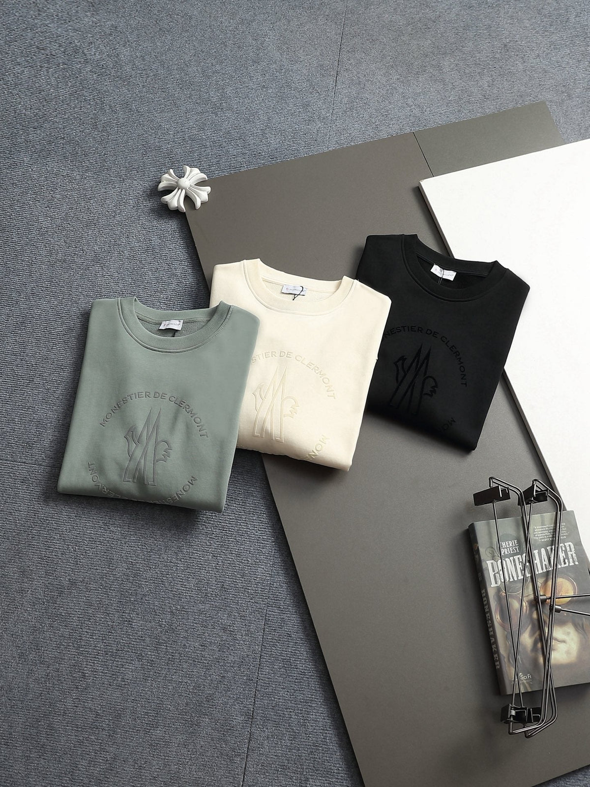 Classic Fashion Sweater-1496