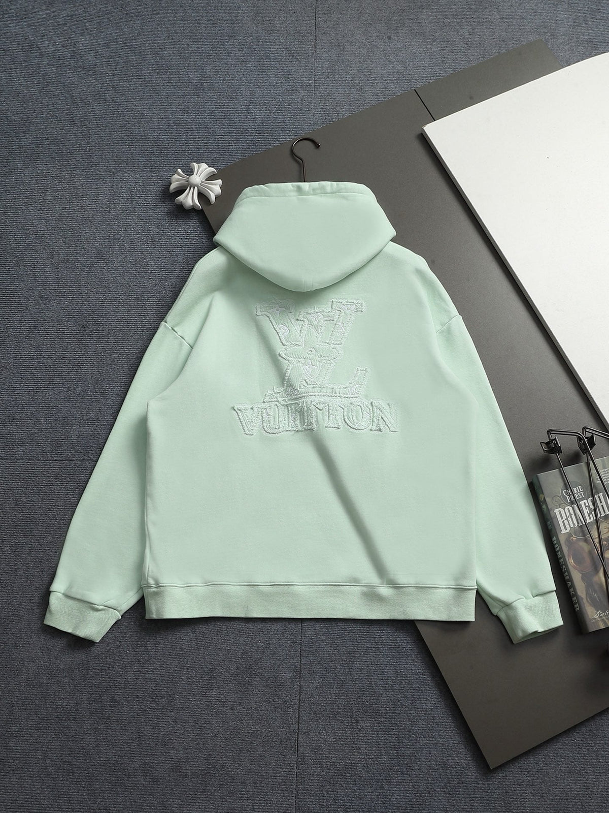 Classic Fit Hoodie-1160