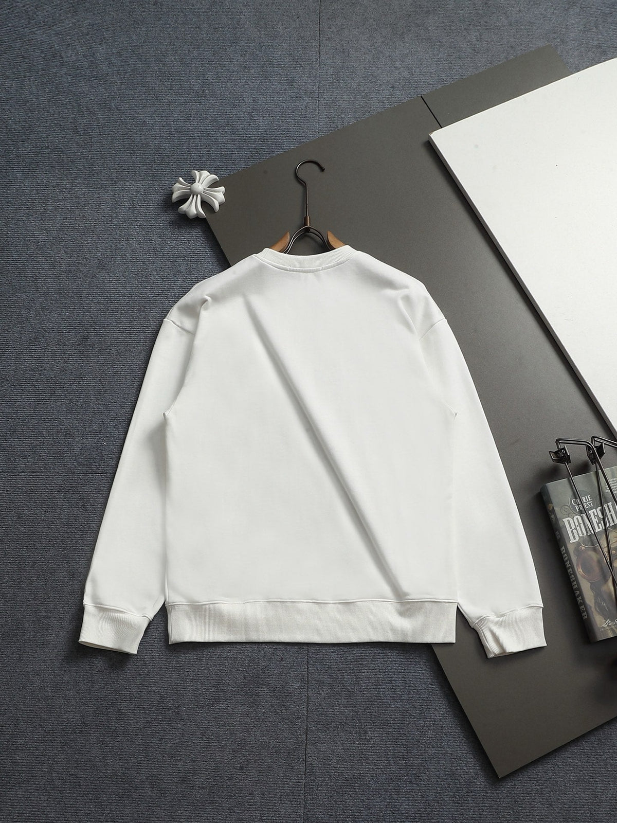 Classic Fashion Sweater-1477
